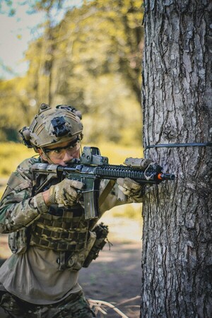 국경 공습 관련 국제 뉴스 보도 이미지